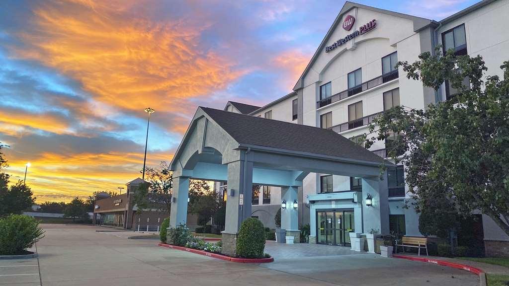 Best Western Plus Sugar Land/Stafford Exterior photo