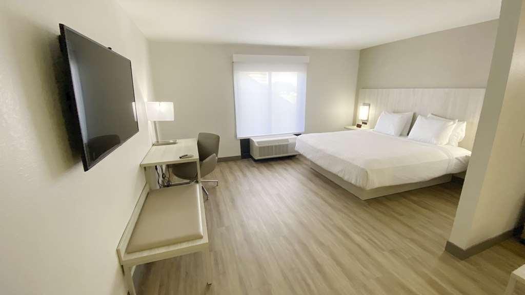 Best Western Plus Sugar Land/Stafford Room photo