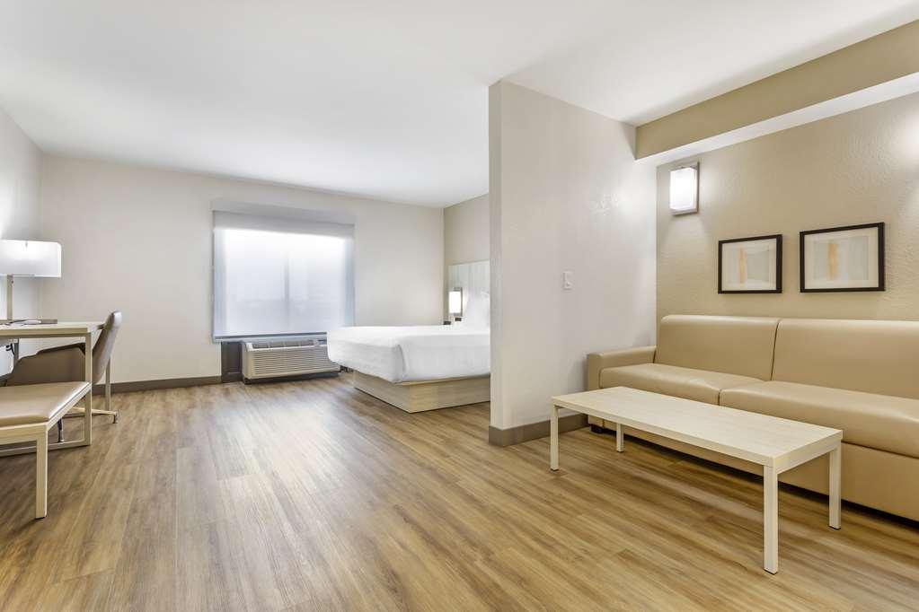 Best Western Plus Sugar Land/Stafford Room photo