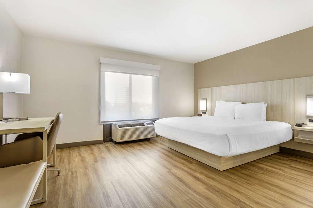 Best Western Plus Sugar Land/Stafford Room photo
